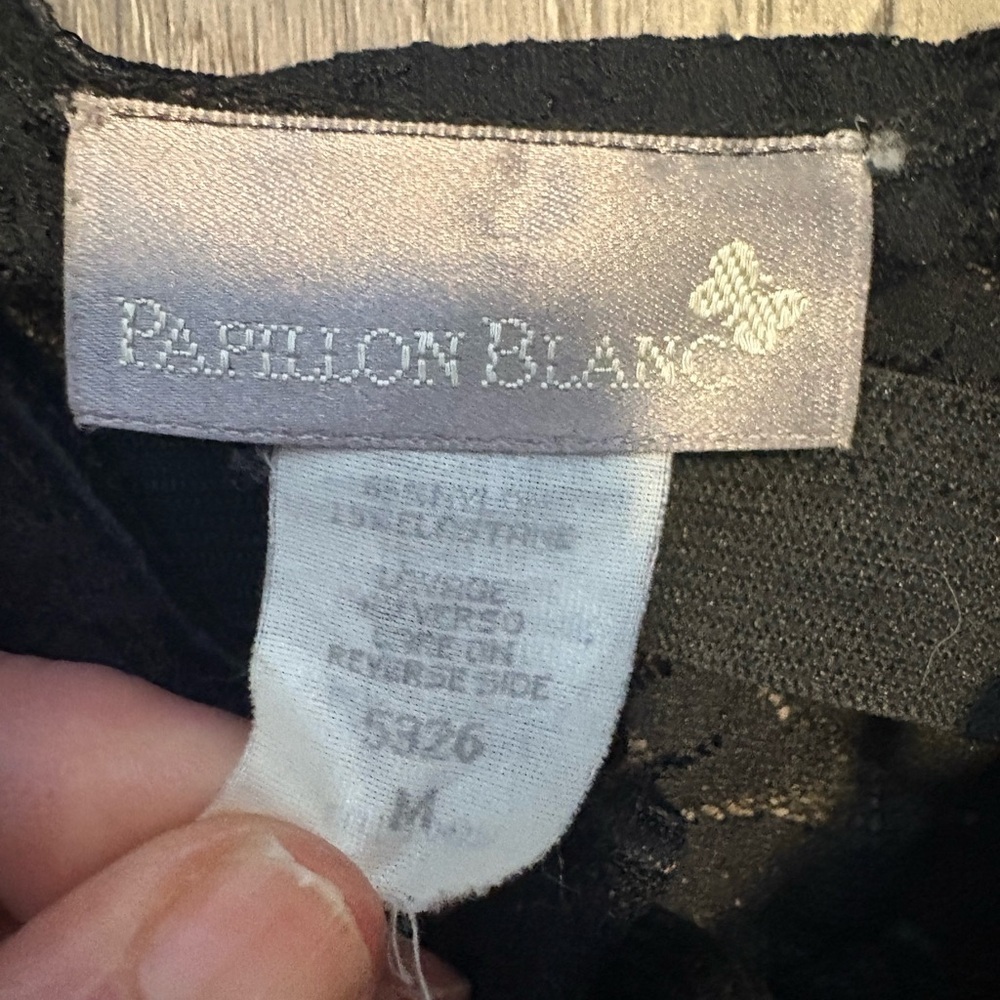 Papillon Blanc Black Lace Lace-Up Camisole - Picture 2 of 6